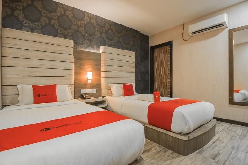 Reddoorz Near Nagoya Hill Hotel Batam Buitenkant foto